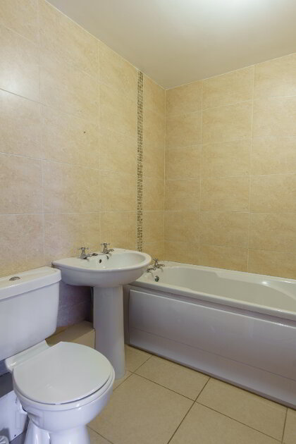 Photo 5 of 42 Silverwood Green, Lurgan