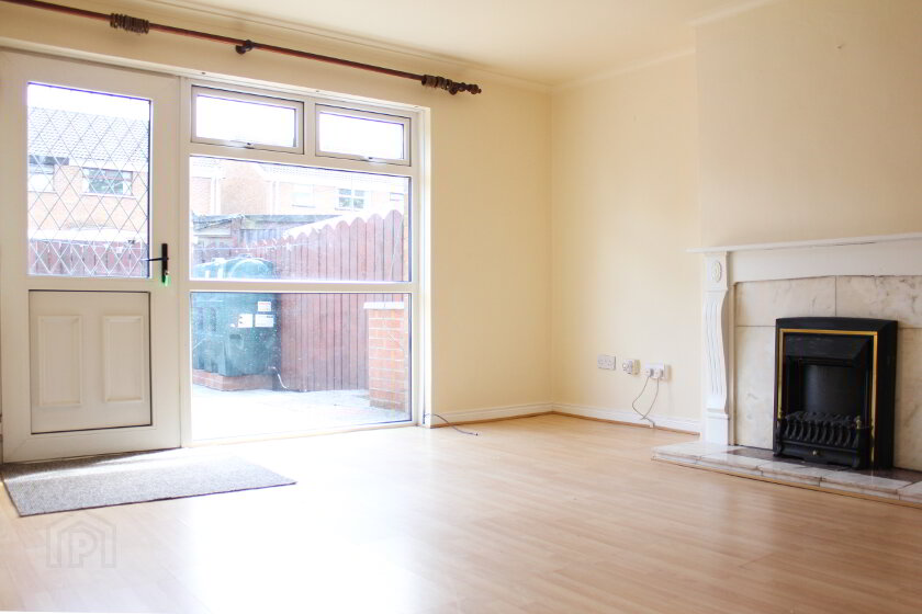 Photo 3 of 133 Pinebank, Craigavon