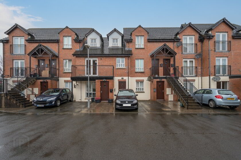 Photo 2 of 5 Maldon Court, Belfast