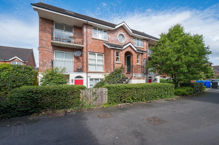 Photo 2 of 11 Ardenlee Crescent, Belfast