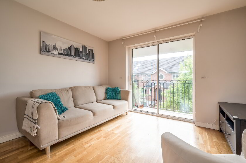 Photo 4 of 11 Ardenlee Crescent, Belfast