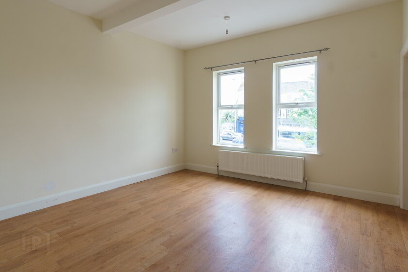 Photo 2 of 47a Church Place, Lurgan