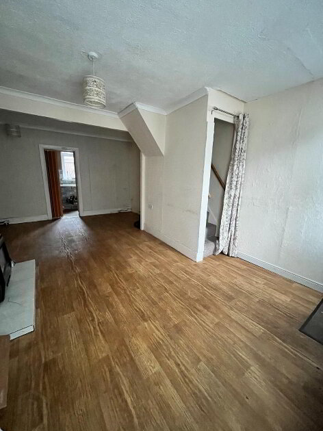 Photo 3 of 12 Bloomfield Street, Belfast