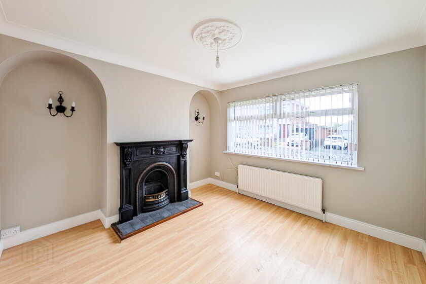 Photo 2 of 25 Ashwood, Lurgan