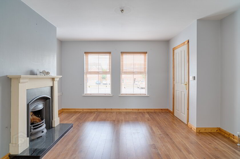 Photo 2 of 128 Carrickvale Manor, Lurgan