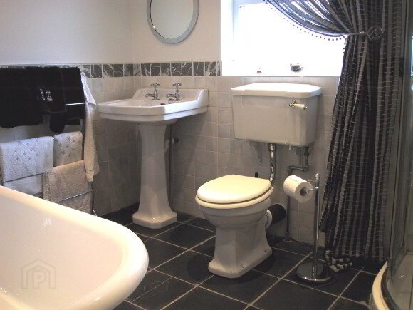 Photo 2 of 25 Turmoyra Court, Lurgan