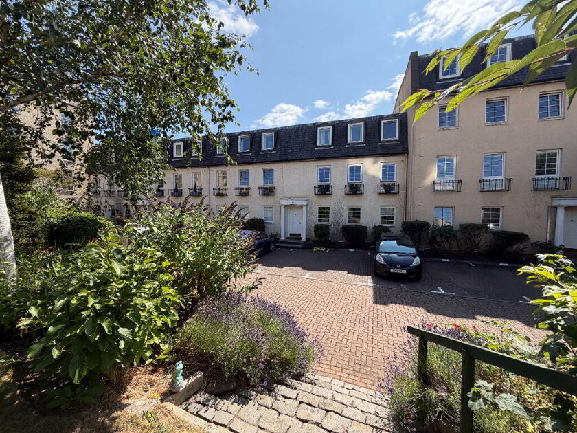 Photo 1 of 59 James Square, Dalry, Edinburgh