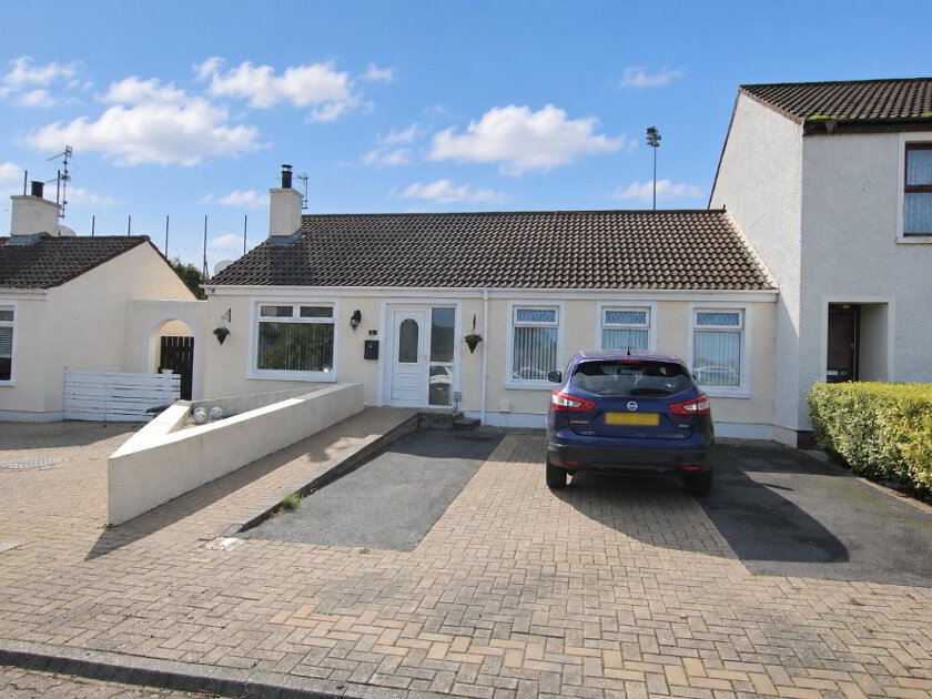 Photo 1 of 44 Lakeview, Crumlin