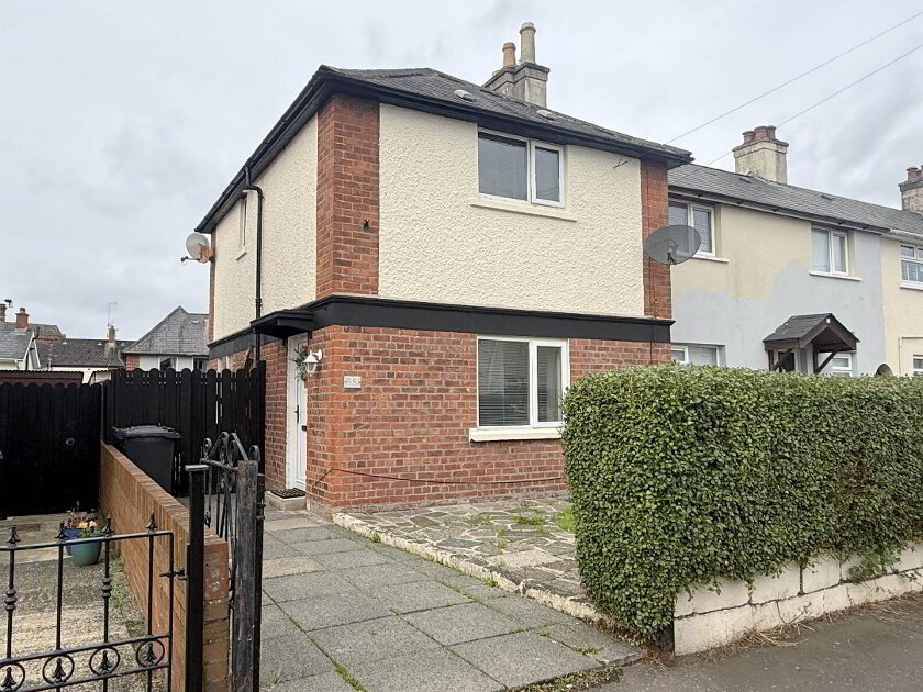 Photo 1 of 33 Rosebery Gardens, Belfast