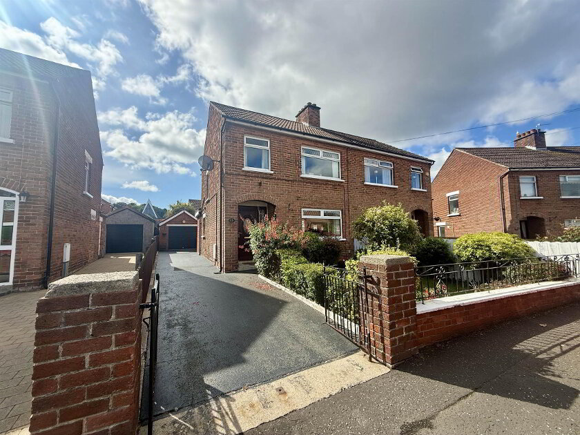 Photo 1 of 15 Hillburn Park, Cregagh, Belfast