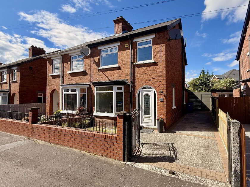 Photo 1 of 40 Loopland Drive, Cregagh, Belfast