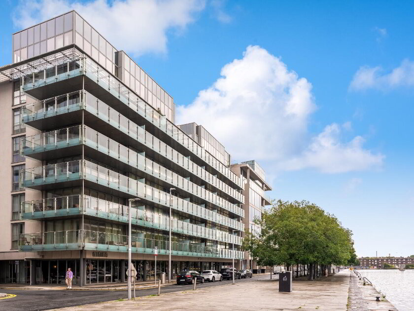 Photo 1 of Apartment 3 The Waterfront Hanover Quay, Hanover Quay
