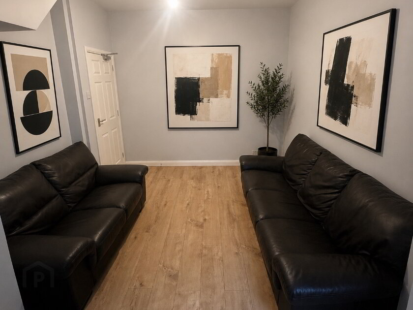 Photo 1 of Donegall Avenue, Room 3, All Bills Included., Belfast