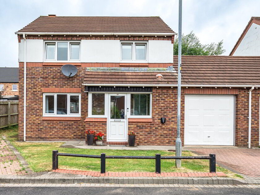 Photo 1 of 44 Clendinning Way, Portadown