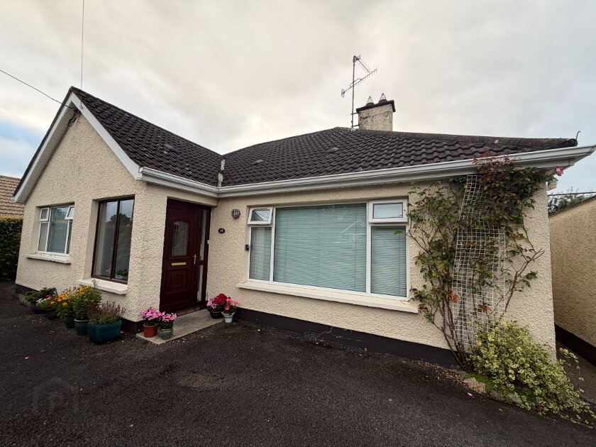 Photo 1 of 14 Ashgrove Park, Strabane