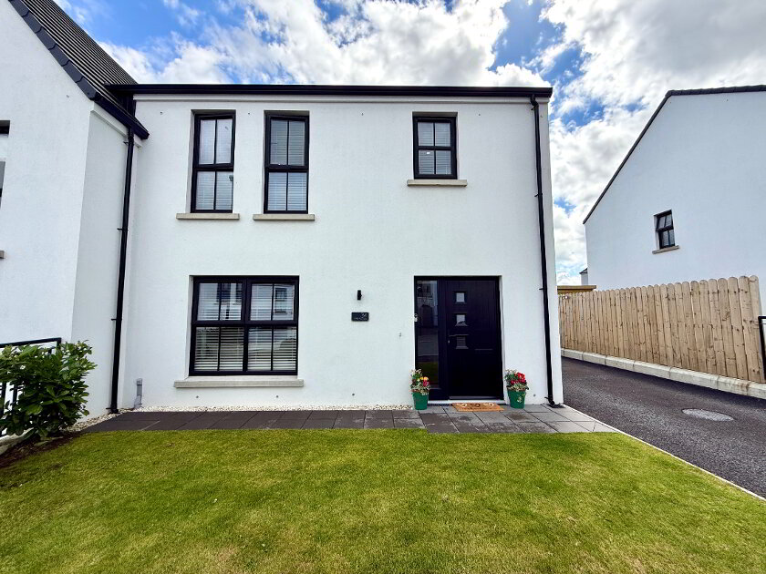 Photo 1 of 34 Cumber View, Claudy, Derry