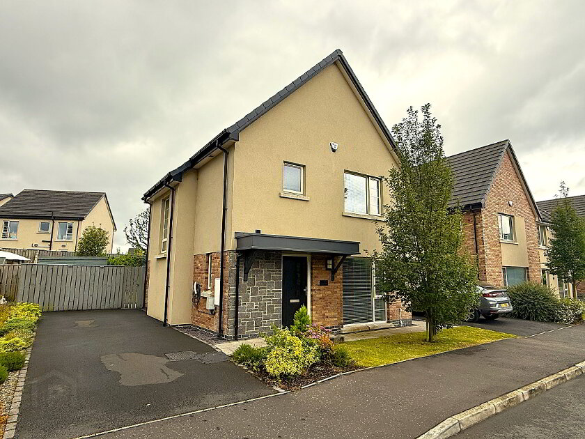 Photo 1 of 62 Ayrshire Avenue, Lisburn