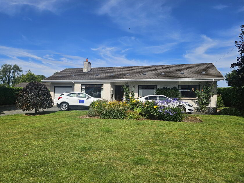 Photo 1 of 37 Taylorstown Hill, Antrim