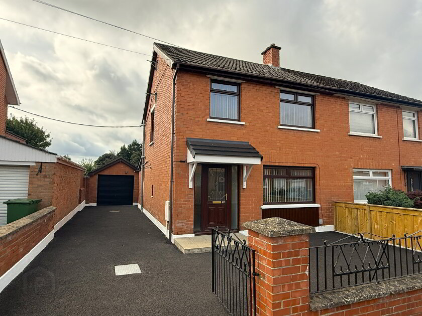 Photo 1 of 25 Rosslyn Park, Lisburn