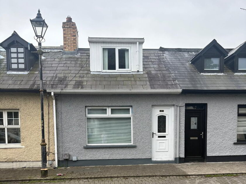 Photo 1 of 23 Church Square, Sion Mills, Strabane