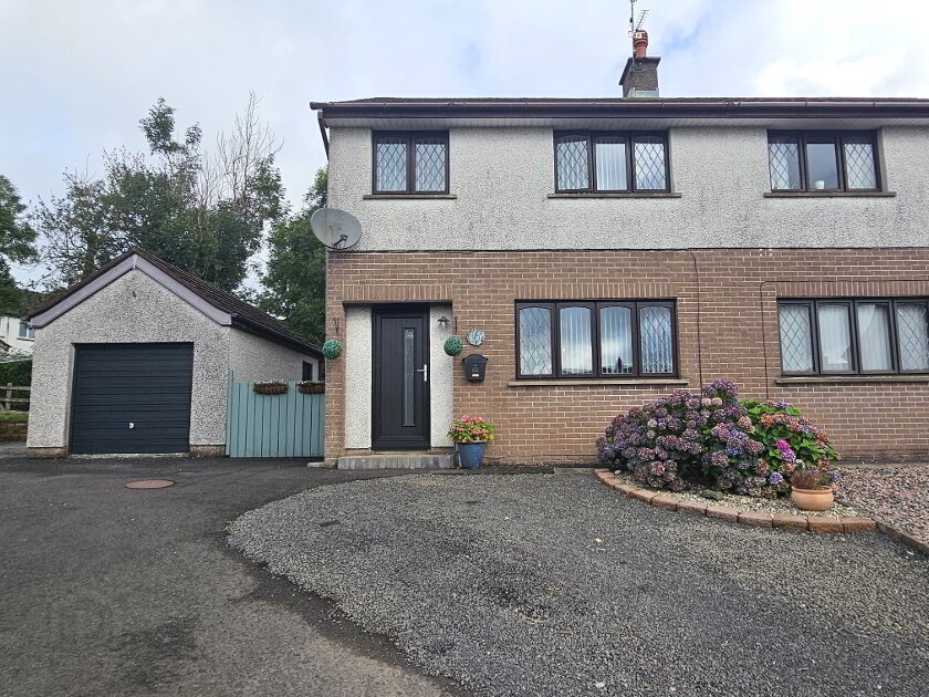 Photo 1 of 16 Burnside Park, Burnside, Ballyclare