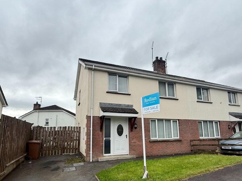 Photo 1 of 29 Annvale Green, Keady