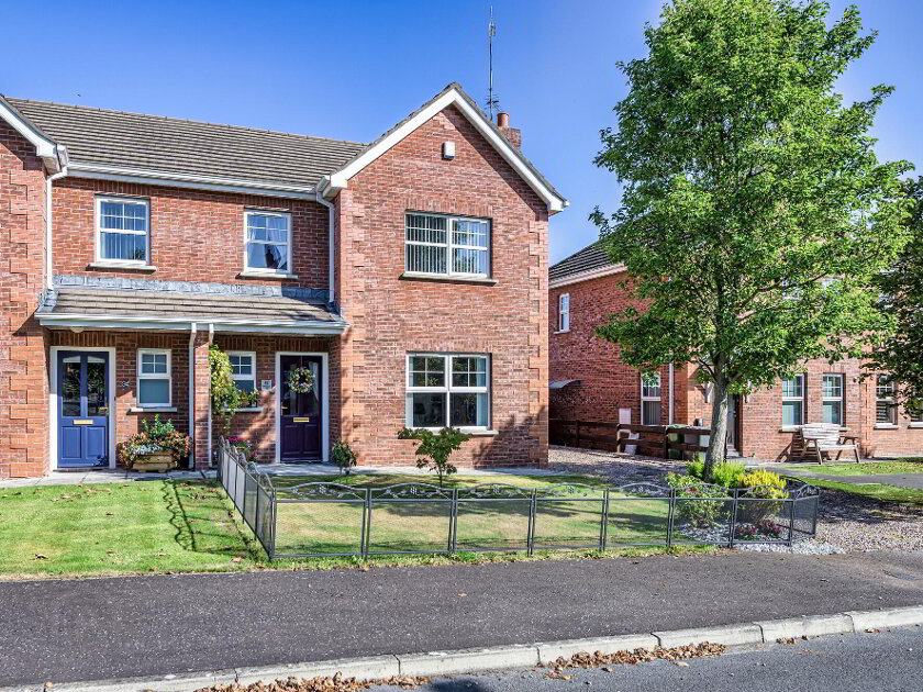 Photo 1 of 41 Windsor Hill, Waringstown