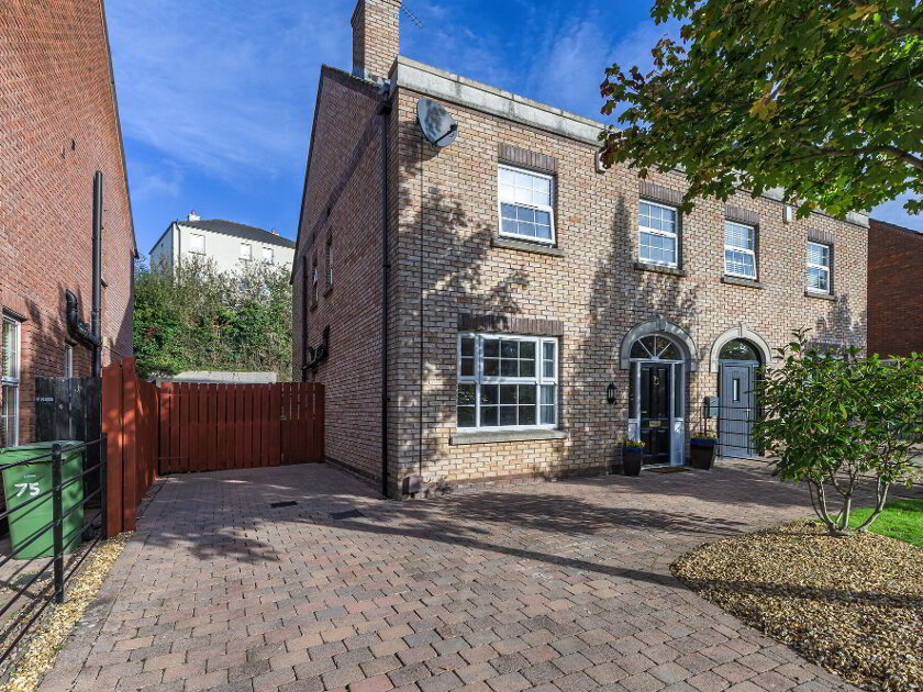 Photo 1 of 77 Glebe Gardens, Moira