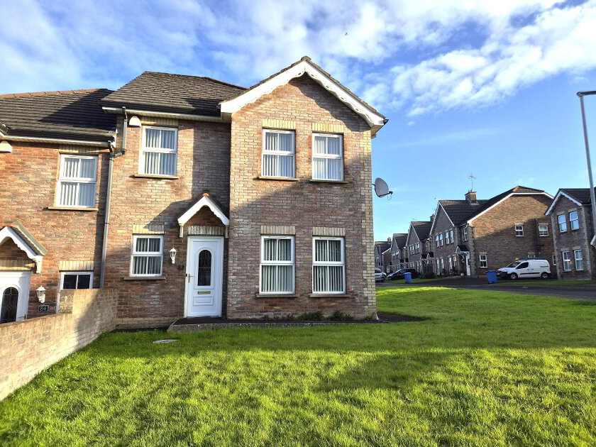 Photo 1 of 83 Blackthorn Manor, Crescent Link, Waterside, L'Derry