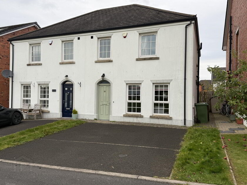 Photo 1 of 52 Harlow Green, Moira