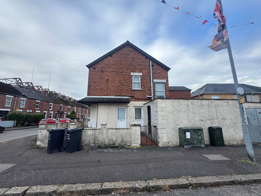 Photo 1 of Apt 1, 233 Donegall Avenue, Belfast