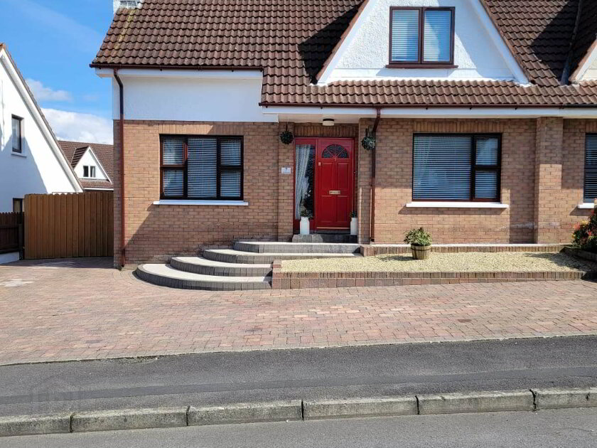Photo 1 of 7 Ardaveen Avenue, Newry