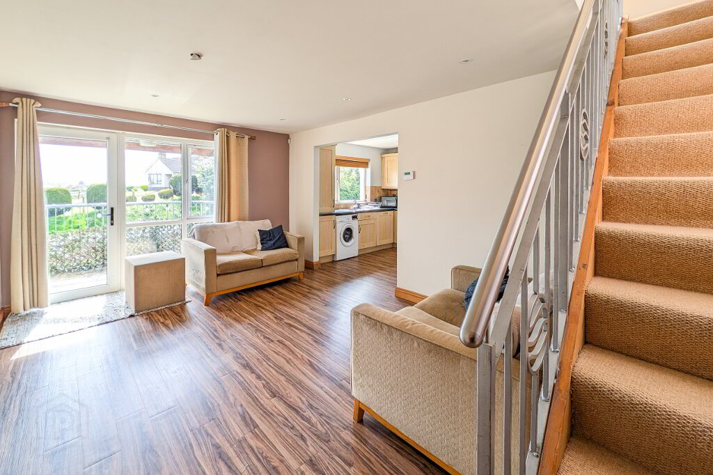 Photo 1 of 8 Silverwood Court, Lurgan