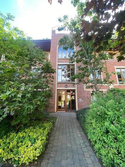 External 2.jpg