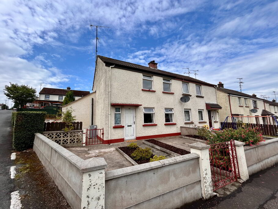 Photo 1 of 10 Castlebalfour Park, Lisnaskea