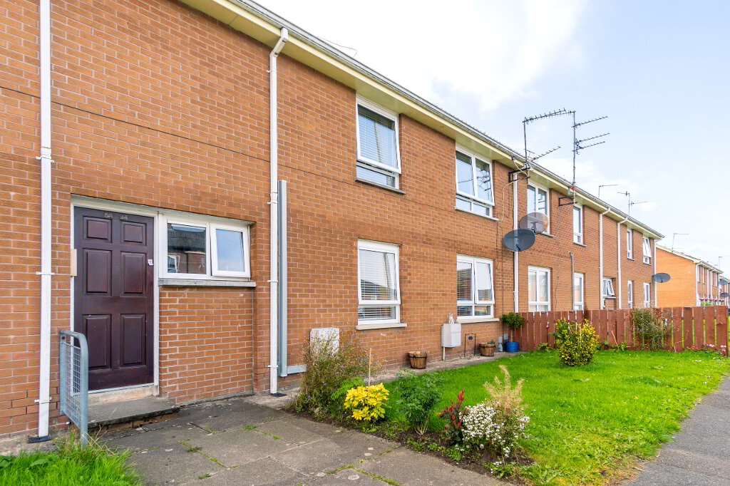 Photo 1 of 62 Hill Street, Lurgan