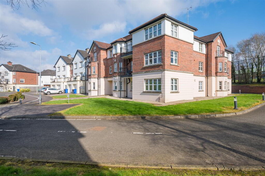 Photo 1 of 28 Beech Heights, Belfast