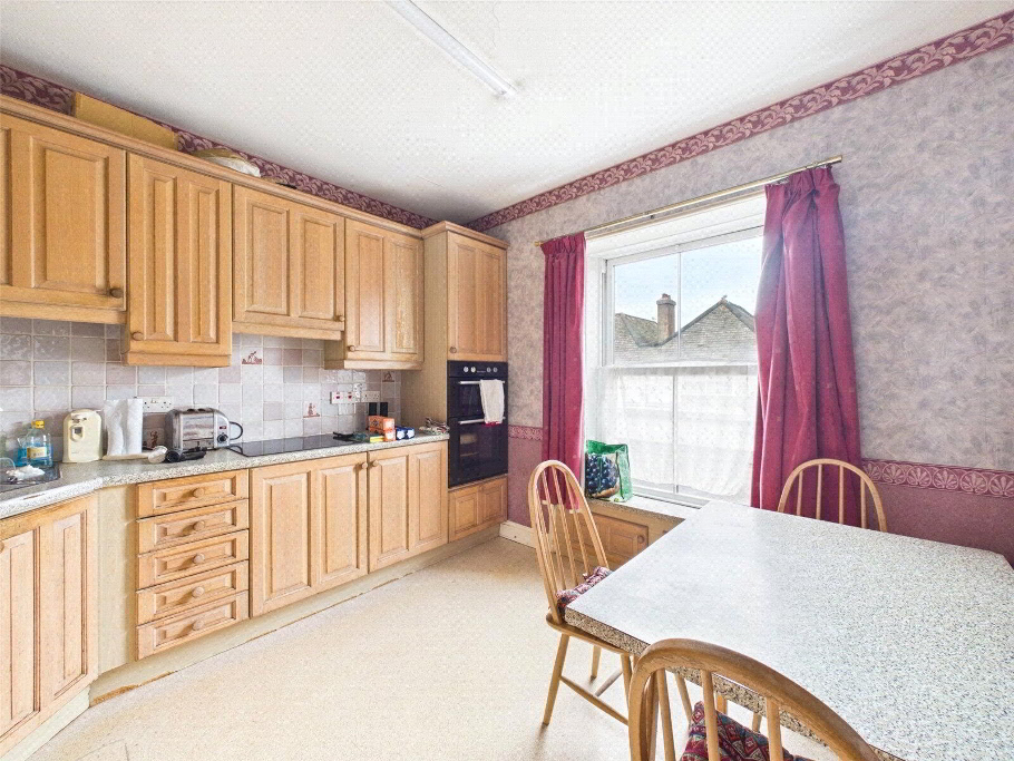Flat Kitchen