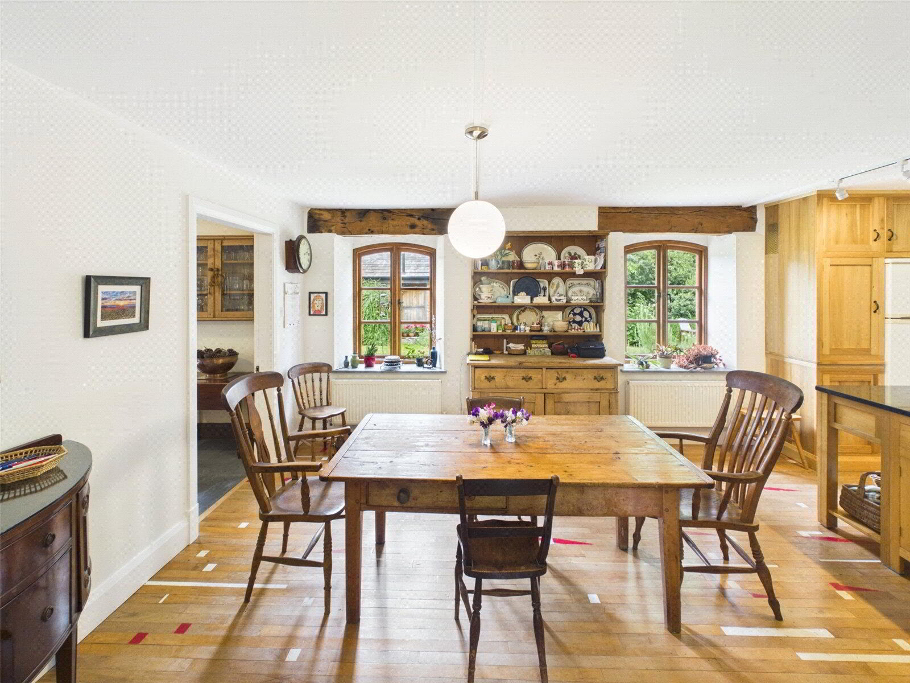 Breakfast Room