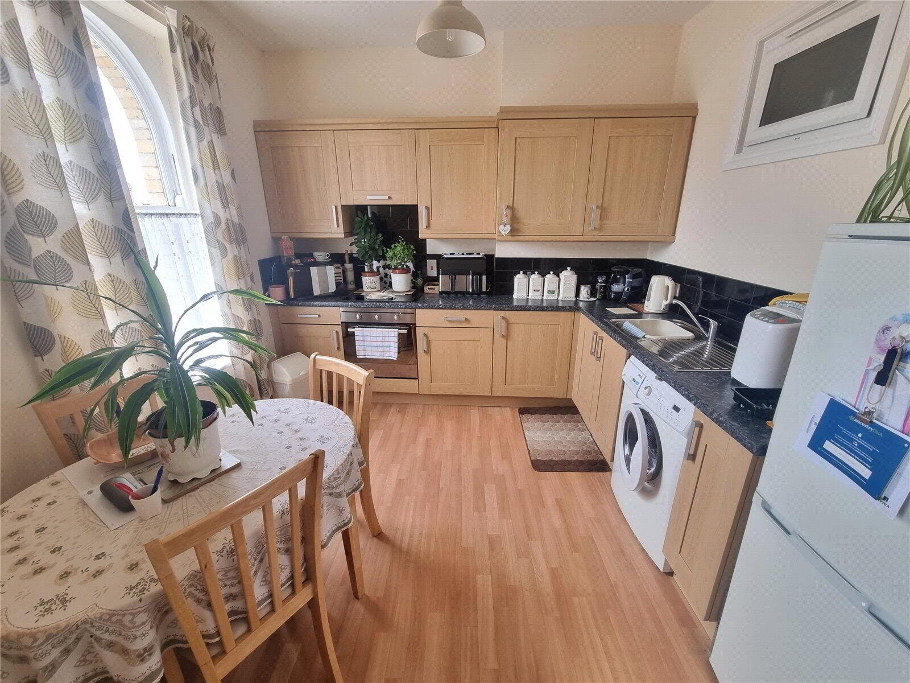 Flat 2 Kitchen