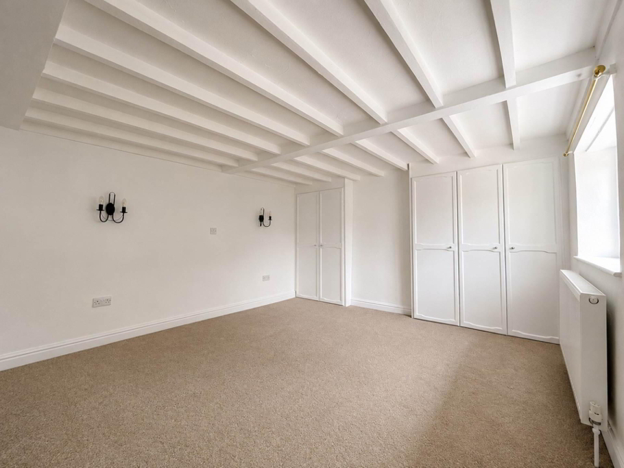Photo 8 of Roundswell, Barnstaple