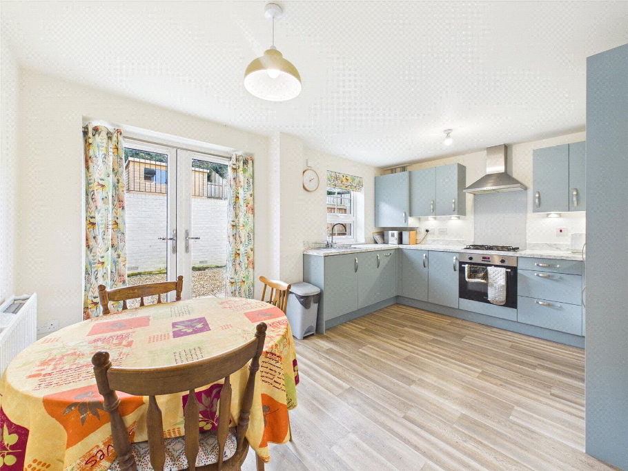 Kitchen/Dining