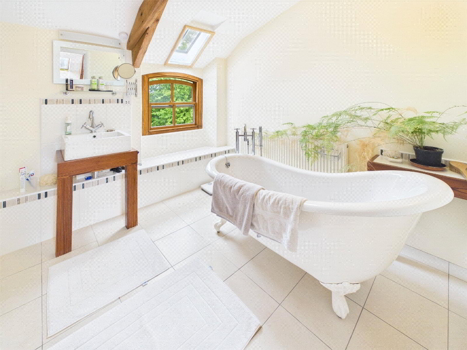Master Ensuite