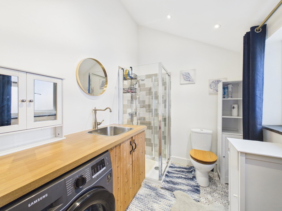 Utility/Shower