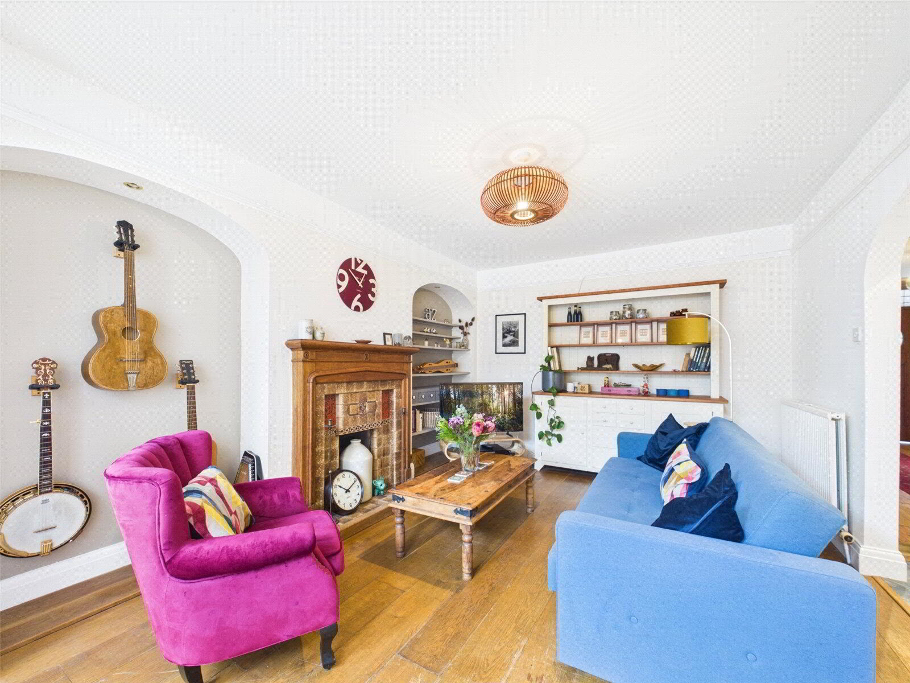 Dining Area/Snug