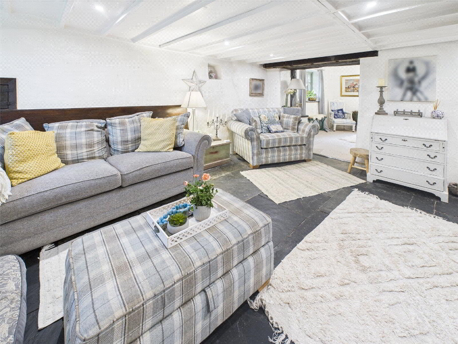 Snug Room