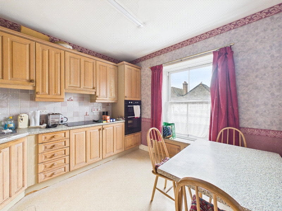 Flat Kitchen