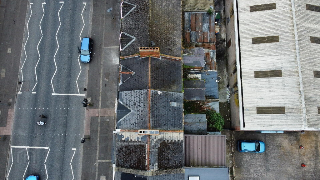 Photo 3 of 74 Castlereagh Road, Belfast