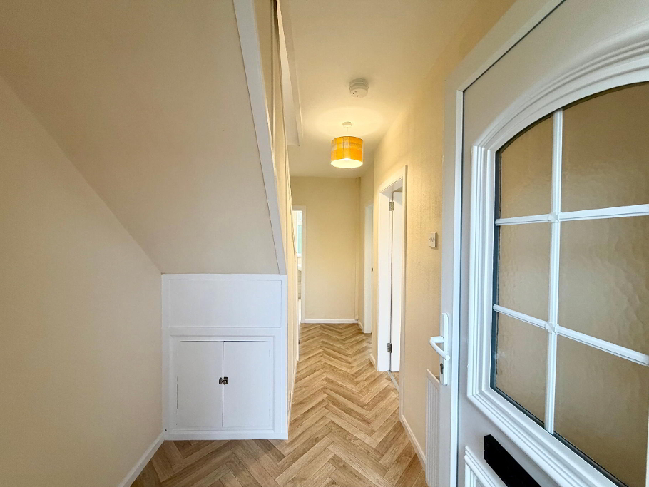 Photo 2 of 46 Wheatfield Gardens, Belfast