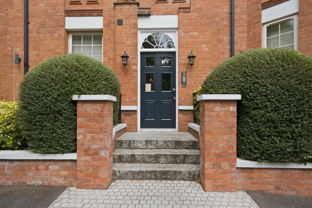 Photo 2 of Apt 8, 35-37 Sans Souci Park, Belfast